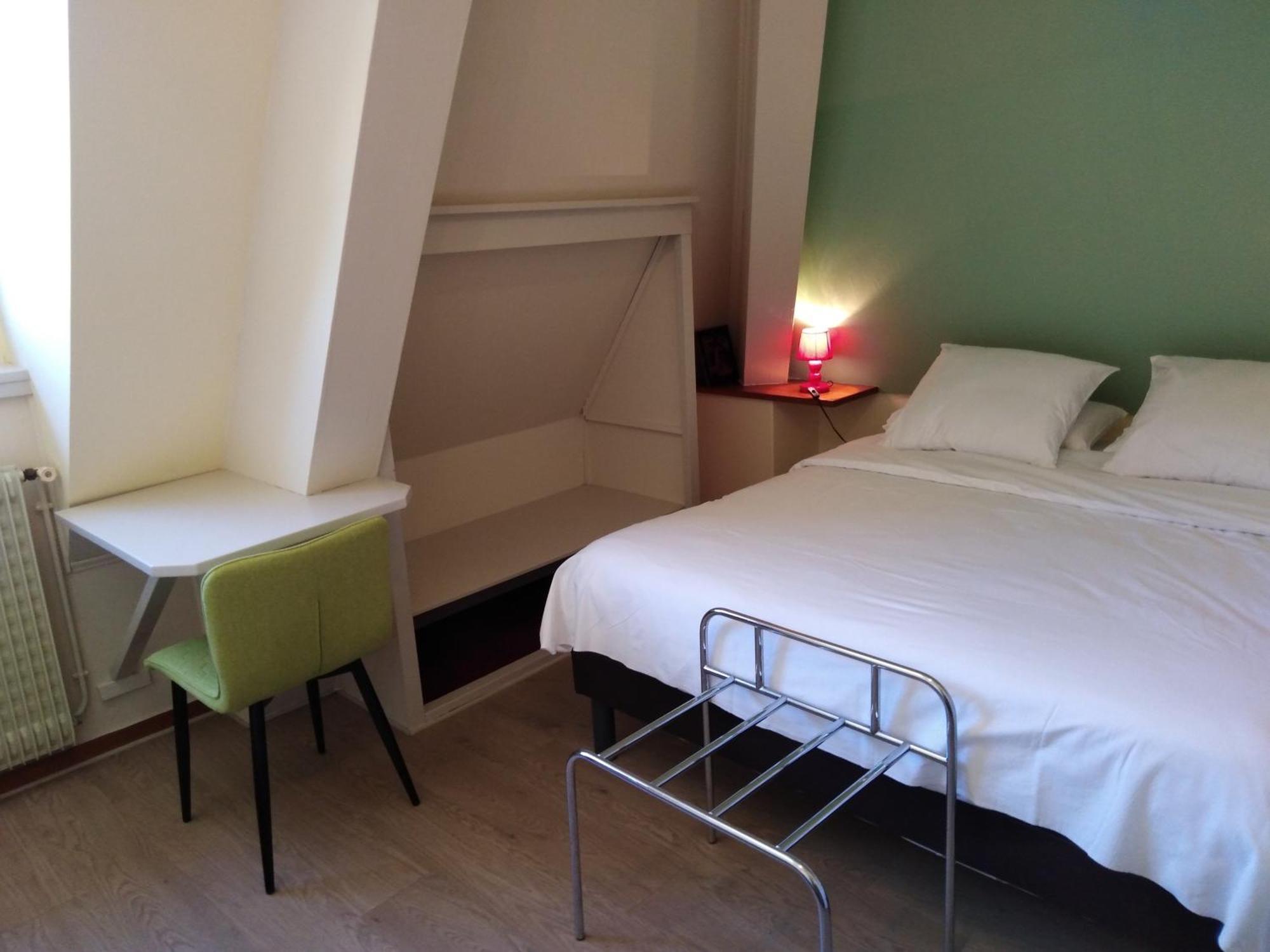 Hotel Du Pont Et Restaurant A Groléjac Esterno foto