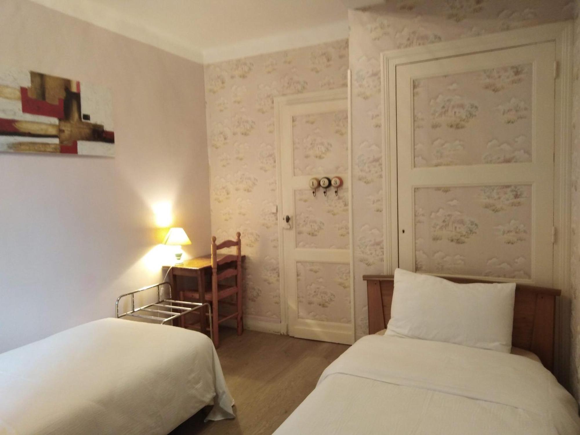 Hotel Du Pont Et Restaurant A Groléjac Esterno foto